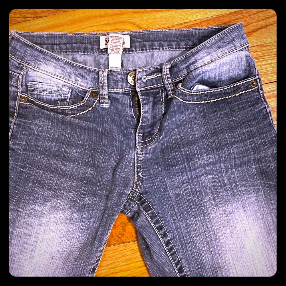 Mudd cropped jeans size 3
